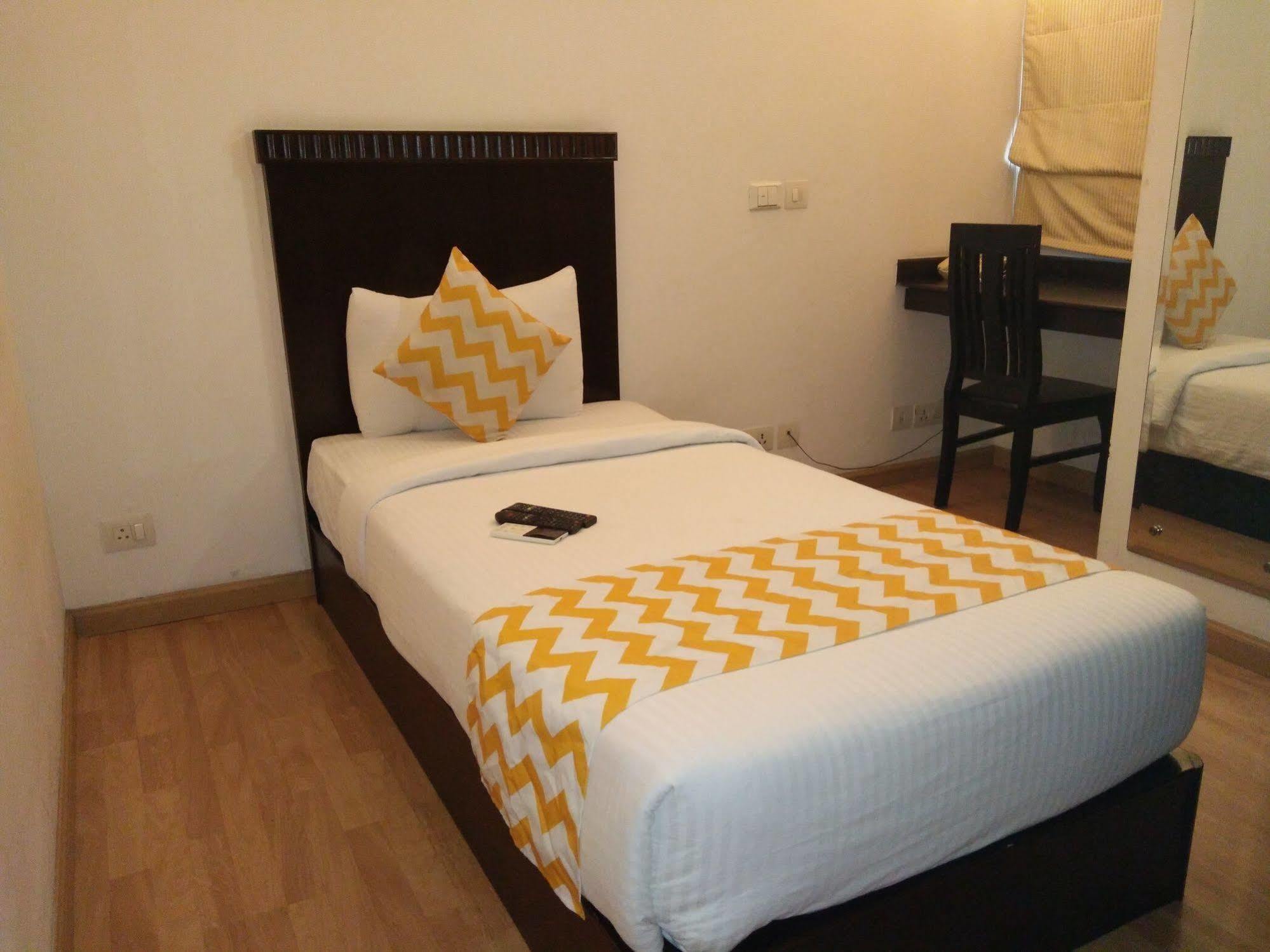 Hotel Mint Casa New Delhi Eksteriør bilde