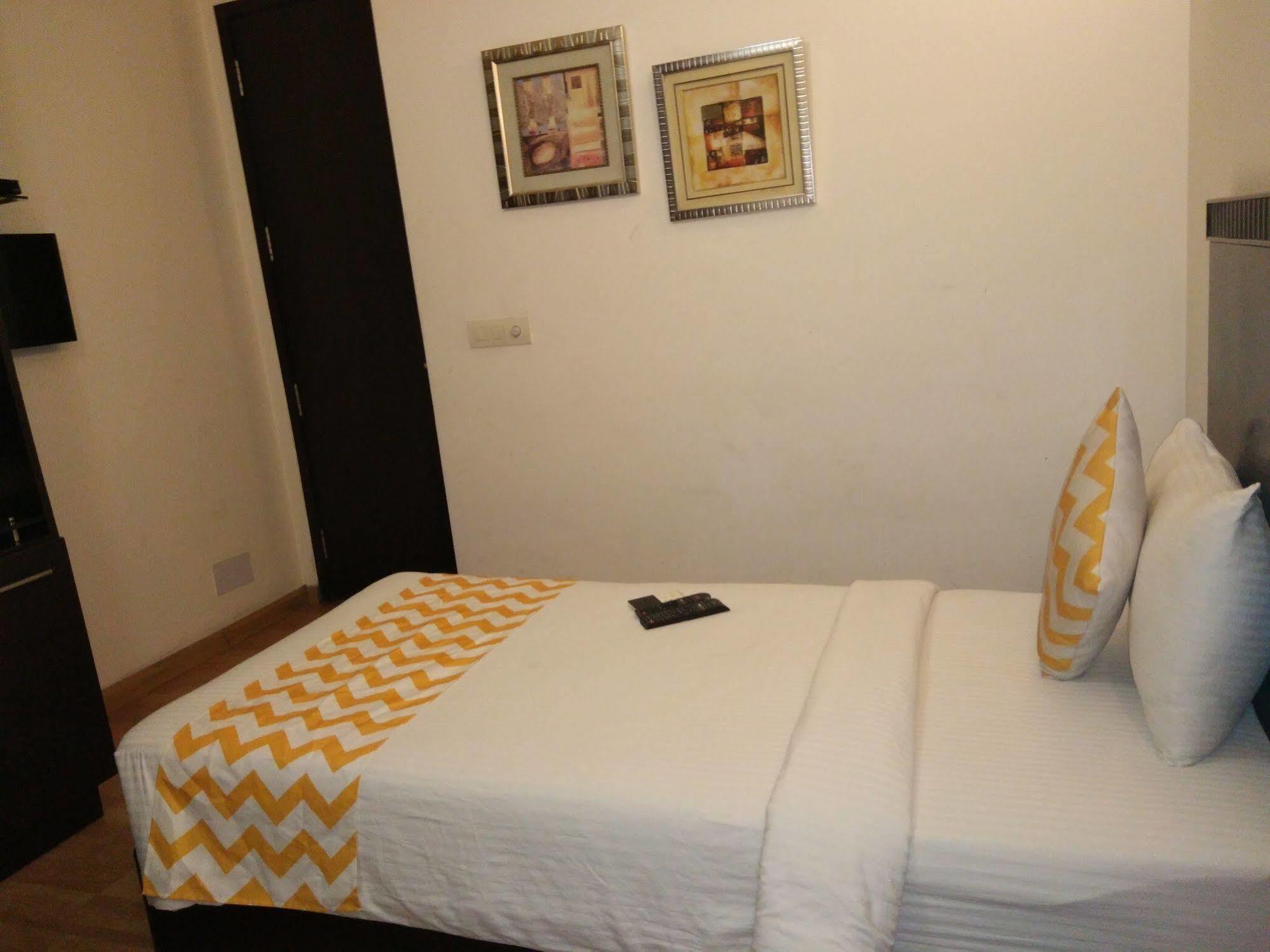 Hotel Mint Casa New Delhi Eksteriør bilde